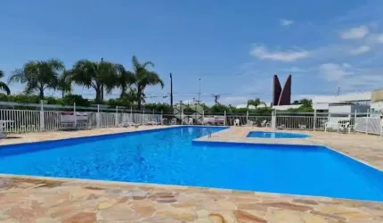 Casa 2 dormitórios  2 vagas - Condomínio com área  de lazer completa