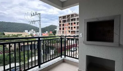 Apartamento três quartos em Mariscal Bombinhas SC