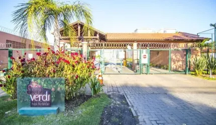 Apartamento com 2 dormitórios e vaga de garagem no Bairro Humaitá em Porto Alegre