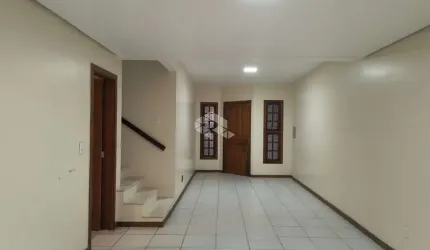 Casa  3 quartos , 3 vagas de garagens, quiosque com churrasqueira , bairro Ipanema em Porto Alegre  -RS.