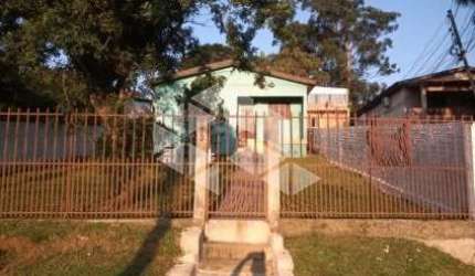 Imóvel com 02 dormitórios com suíte Bairro Esmeralda