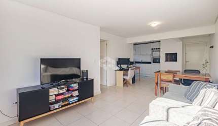 Crédito Real vende apartamenro de 2 quartos (SUÍTE) 1 box / vaga de garagem no bairro Cristo Redentor em Porto Alegre- RS.