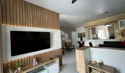CASA COM PISCINA NO BAIRRO CASTELO BRANCO