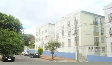 Apartamento 2d com garagem condominial no bairro Nonoai