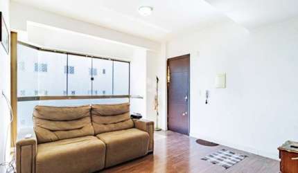 Apartamento com sacada semi mobiliado 62m² 02 dormitórios 01 box coberto no Bairro Centro em Canoas