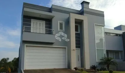 Casa Alto Padrão em Condomínio Fechado
