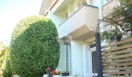 Ótima Casa Residencial, 3 quartos/suíte, 180,13 m² privativos à venda no coração da Tristeza