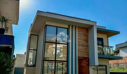 Casa em condomínio fechado em Atibaia de 177m² com 3 suítes e Piscina