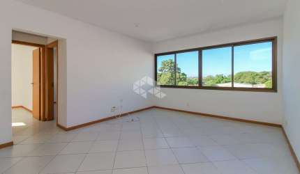 Apartamento de 2 dormitórios, próximo a Av. Aparício Borges.