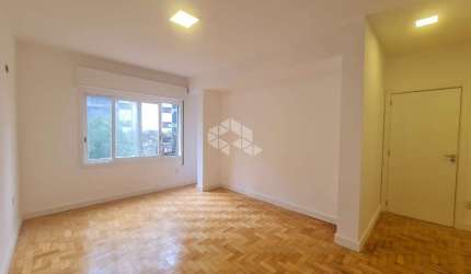 Apartamento Petrópolis Reformado