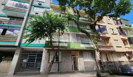 Apartamento de 3 dormitórios, no bairro Centro Histórico, em Porto Alegre.