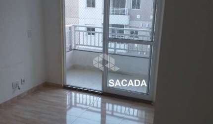 Ap em andar alto e com sacada.