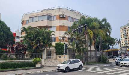 Cobertura Duplex à Venda - 3 quartos em Coqueiros