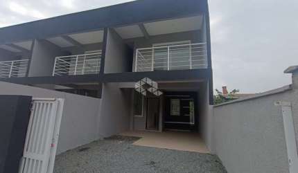 Casa geminada suíte + 1 quarto/dormitório no bairro Rio da Luz, Jaraguá do Sul SC