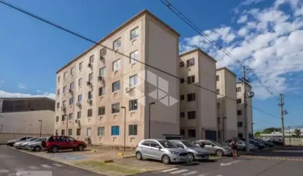 Apartamento 2 dormitórios/quartos com vaga no  Bairro Rubem Berta em Porto Alegre