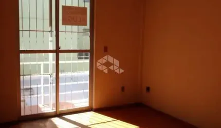 Apartamento de 2 dormitórios com vaga de garagem à venda no bairro Centro em Santa Maria