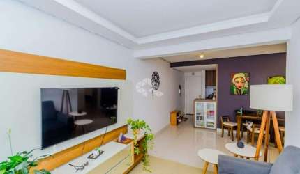 Apartamento de 2 quartos, suite, cozinha americana com churrasqueira, elevador e garagem escriturada
