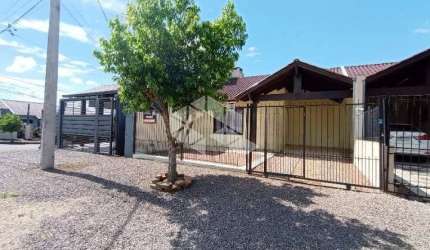 CASA GEMINADA NO BAIRRO ARROIO GRANDE