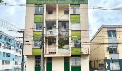 Apartamento à venda próximo à UFN e Escola Cícero Barreto