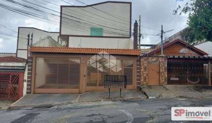 Vendo Lindo Sobrado em Cond. Fechado