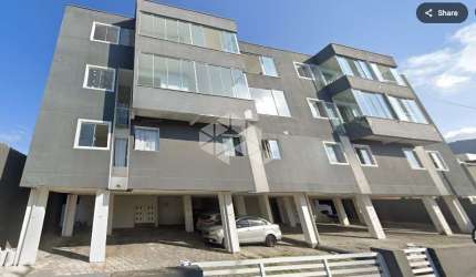 Apartamento 2 dormitórios no bairro Ingleses do Rio Vermelho em Florianópolis/SC