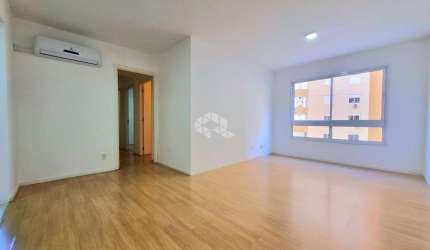 Apartamento mobiliado em Canoas com 3 dormitórios, vaga de garagem coberta e financiamento facilitado