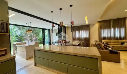 SOBRADO EM CONDOMINIO  BELLA CITTÁ- 3 SUITES -4 VAGAS