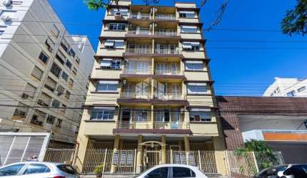 Apartamento dois dormitórios com sacada