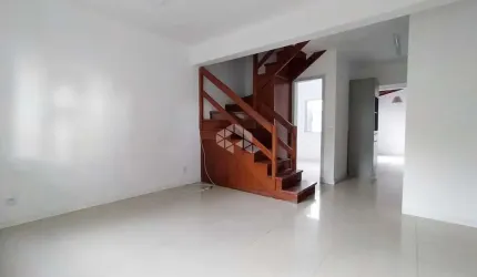Casa em condomínio fechado, 3 dormitórios sendo 1 suíte americana,com Vaga de Garagem no Bairro Humaita, em Porto Alegre