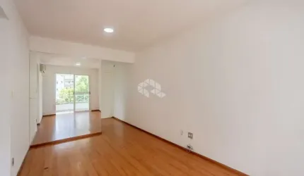 Apartamento a venda com 55 m², 2 dormitórios e 1 vaga no Condomínio Plaza Cristal