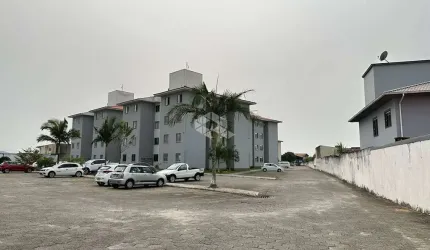 Apartamento com 2 quartos/dormitórios no bairro Praia João Rosa, em Biguaçu- SC