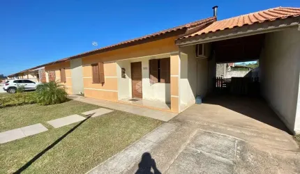 Casa de condomínio á venda no Bairro Jardim Berleze