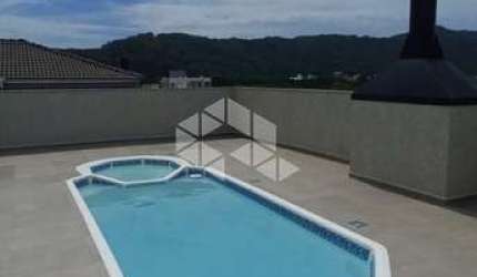 Apartamento com 2 quartos/dormitórios no bairro Ingleses do Rio Vermelho, em Florianópolis- SC