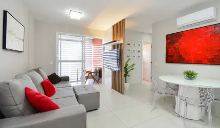 APARTAMENTO SEMIMOBILIADO COM VISTA PANORÂMICA NA AGRONÔMICA COM 3 QUARTOS SENDO 1 SUÍTE E 1 VAGA DE GARAGEM