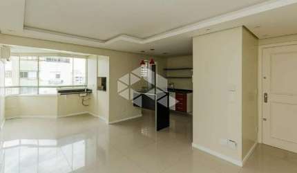 Apartamento com 2 quartos e 66m² à venda em Cristal, Porto Alegre.