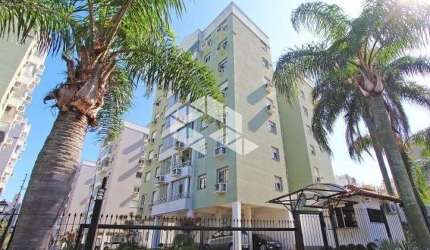 Apartamento 2 dormitórios em andar alto e 1 vaga coberta no Bairro Cristal