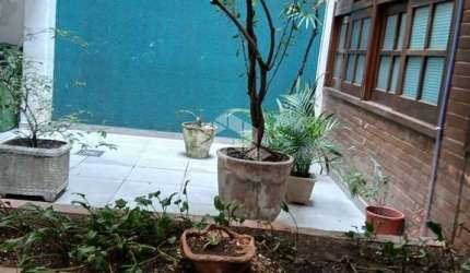 Apartamento 02 dormitórios na Cidade Baixa