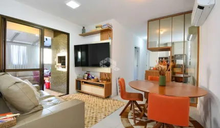 APARTAMENTO GARDEN COM 2 QUARTOS 1 SUÍTE 2 VAGAS SEMIMOBILIADO E VISTA PANORÂMICA NO ESTREITO FLORIANÓPOLIS