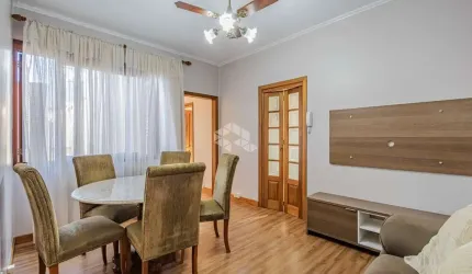 Apartamento 2 dormitórios, reformado, 1 vaga de garagem no bairro São Geraldo, em Porto Alegre.
