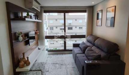 Apartamento 02 dormitórios, suite, com vaga, andar alto na Fernando Machado
