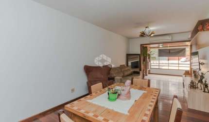 Apartamento à venda de 2 dormitórios 1 vaga  e depósito, no Bela Vista - Porto Alegre- RS