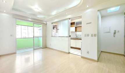 Apartamento à venda - 2 dormitórios, 65m² - Semi mobiliado - Sacada com churrasqueira - Centro de Canoas RS