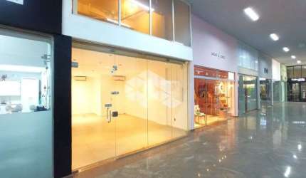 Loja em prédio comercial com 01 vaga à venda no Moinhos de Vento
