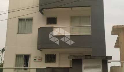 EXCELENTE APARTAMENTO EM SERRARIAS