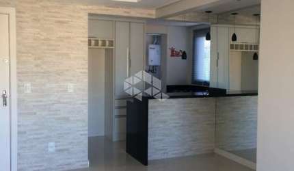 Apartamento semi mobiliado à venda, 2 dormitórios, suíte, churrasqueira, andar alto.