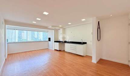 Apartamento de 3 dormitórios, 1 suíte e 1 vaga no bairro Jardim Carvalho!