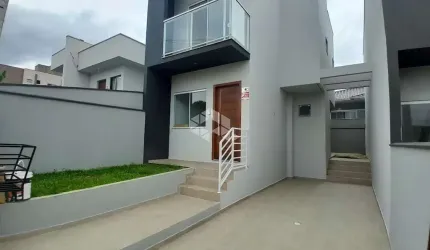 CASA DE 2 DORMITÓRIOS NO BAIRRO POTECAS - SÃO JOSÉ/SC