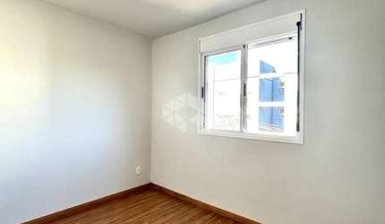 Apartamento 02 dormitório, 1 vaga de garagem no Bairro Olaria - Canoas