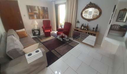 Apartamento 2 dormitórios com dependência para venda no bairro Petrópolis
