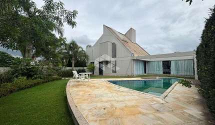 CASA DE ALTO PADRÃO A VENDA EM TIJUCAS - SC